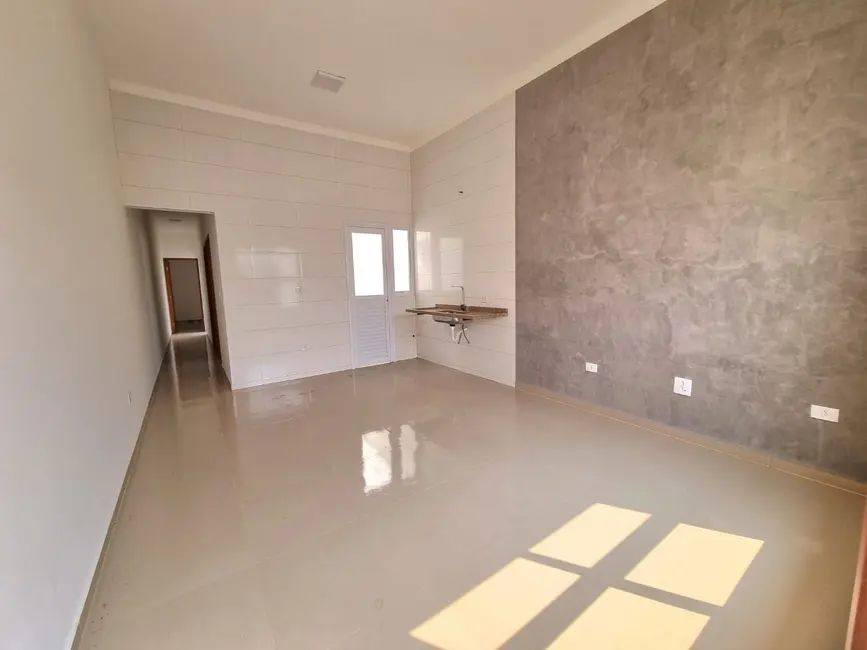 Foto 3 de Casa com 2 quartos à venda, 72m2 em Pindamonhangaba - SP