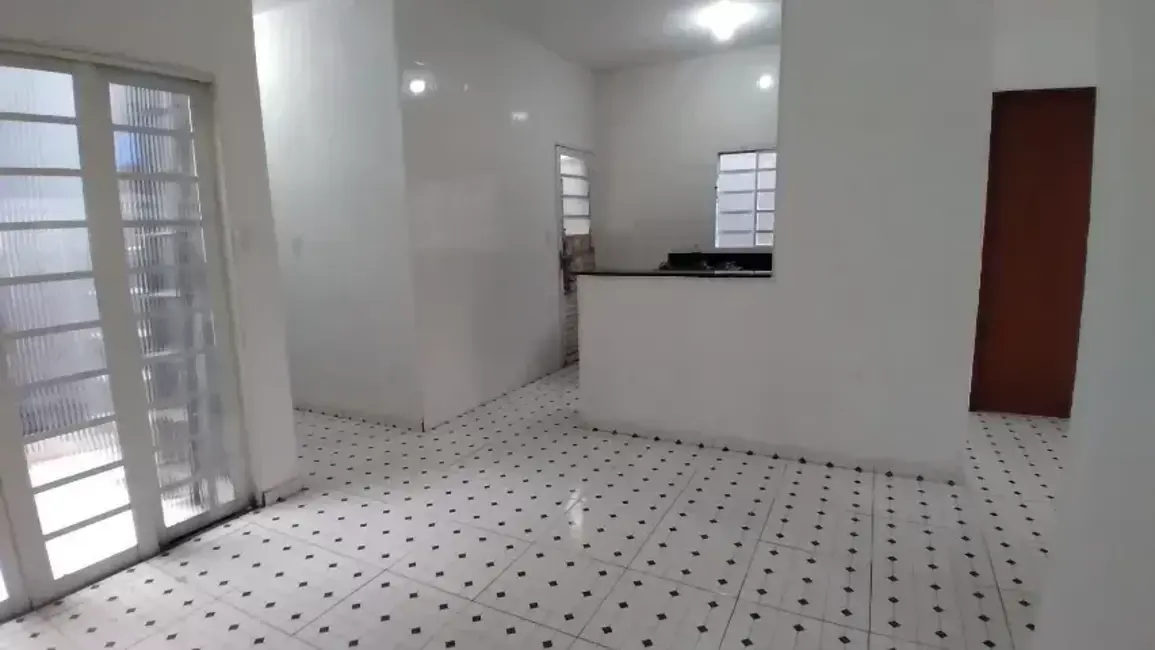 Foto 4 de Casa com 2 quartos à venda, 71m2 em Residencial Parque das Palmeiras, Pindamonhangaba - SP