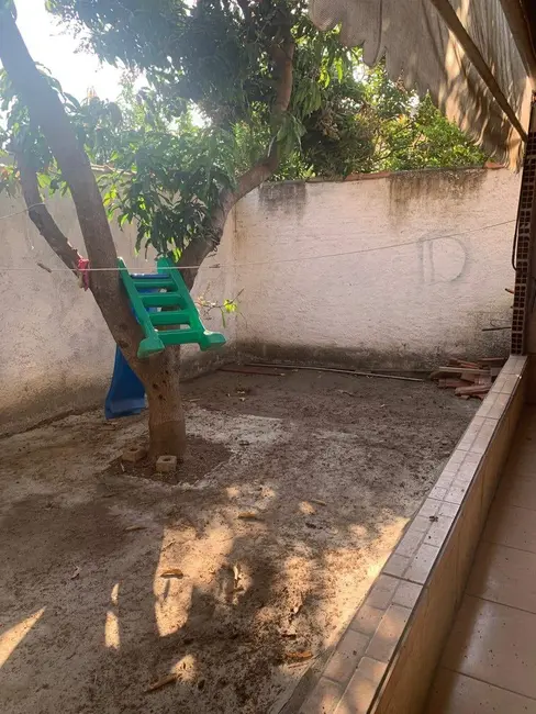 Foto 8 de Casa com 2 quartos à venda, 90m2 em Jardim Eloyna, Pindamonhangaba - SP