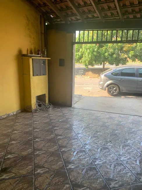 Foto 9 de Casa com 2 quartos à venda, 90m2 em Jardim Eloyna, Pindamonhangaba - SP