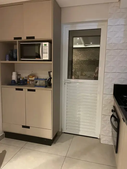 Foto 2 de Casa de Condomínio com 3 quartos à venda, 90m2 em Piracangaguá II, Taubate - SP