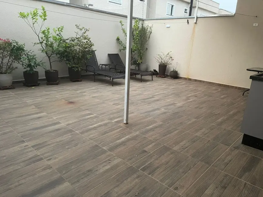 Foto 1 de Casa de Condomínio com 3 quartos à venda, 90m2 em Piracangaguá II, Taubate - SP