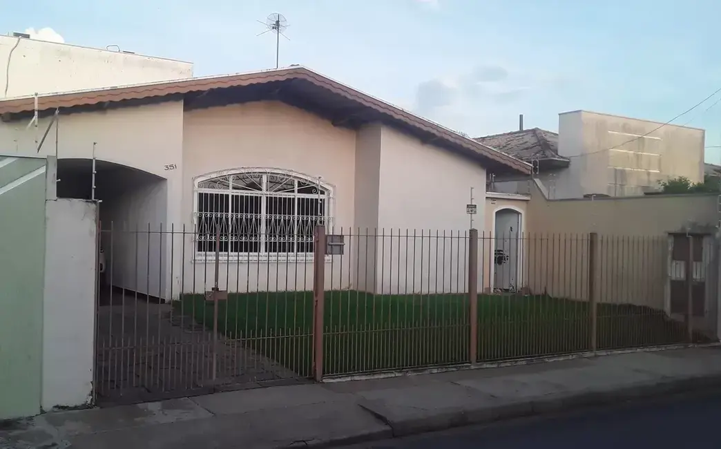 Foto 1 de Casa com 3 quartos à venda, 150m2 em Jardim Independência, Taubate - SP