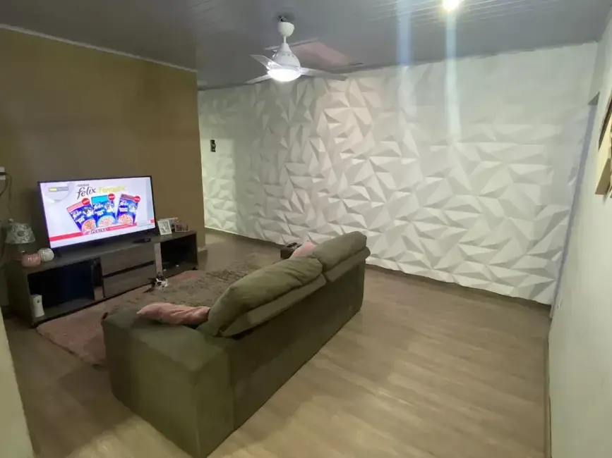 Foto 5 de Casa com 2 quartos à venda, 65m2 em Residencial Mantiqueira, Pindamonhangaba - SP