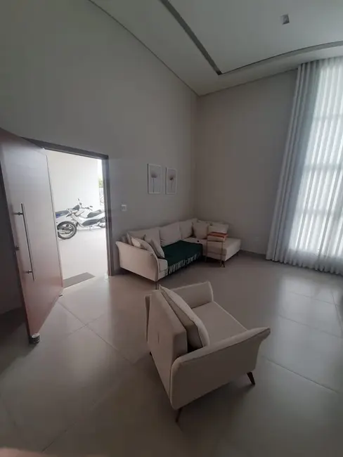 Foto 8 de Casa de Condomínio com 3 quartos à venda, 164m2 em Parque São Luís, Taubate - SP