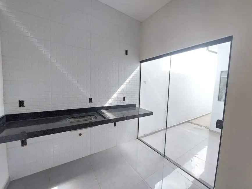 Foto 6 de Casa com 2 quartos à venda, 68m2 em Conjunto Habitacional Terra dos Ipês, Pindamonhangaba - SP