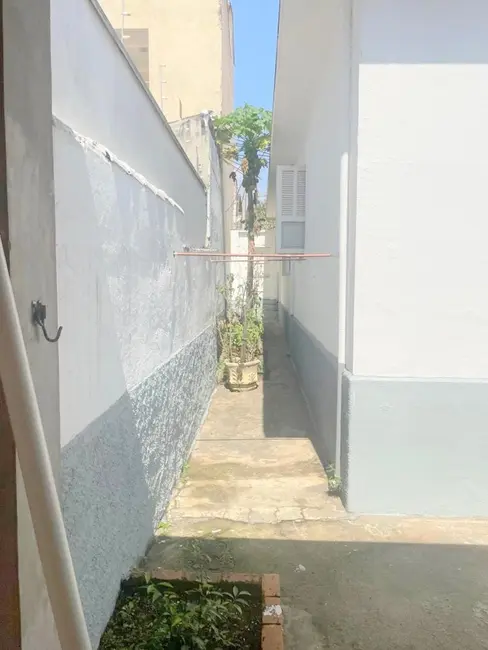 Casa com 3 quartos à venda, 200m2 em Aparecida - SP - imagem 8 Foto 8 de Casa com 3 quartos à venda, 200m2 em Aparecida - SP