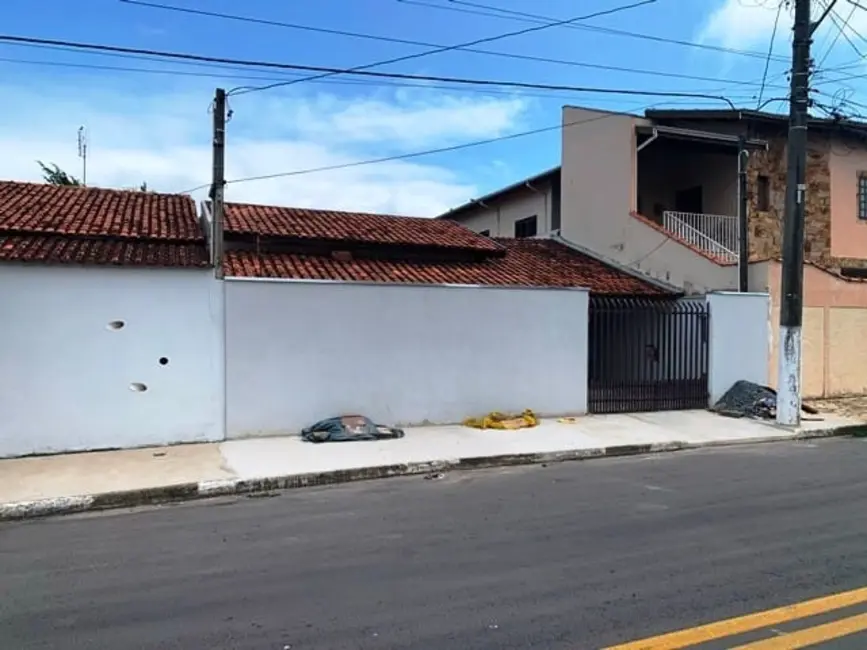 Foto 1 de Casa com 3 quartos à venda, 121m2 em Vila Rica, Pindamonhangaba - SP