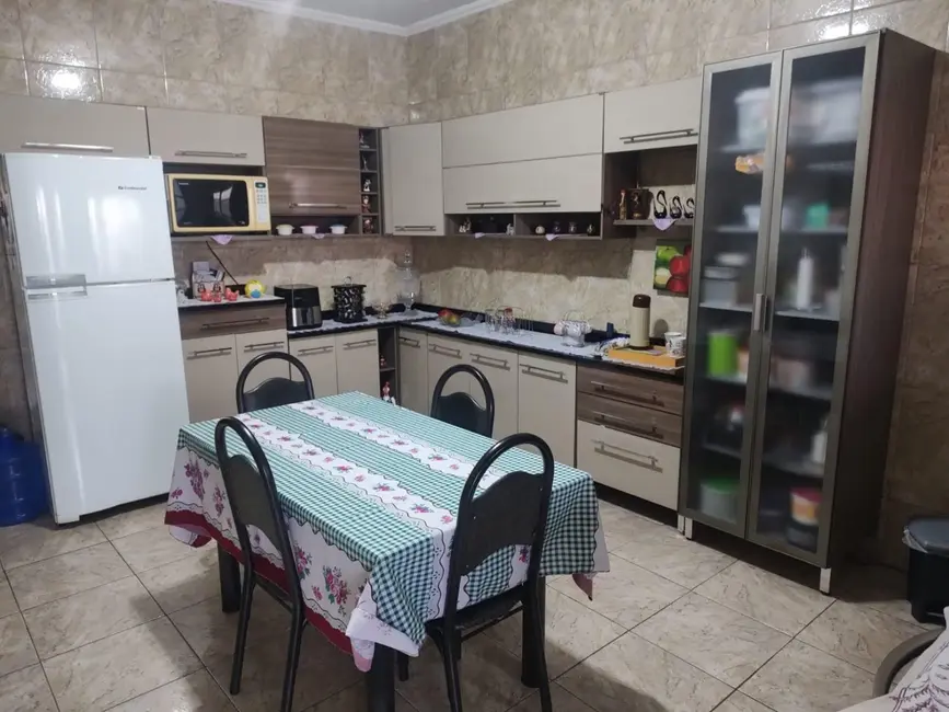 Foto 8 de Casa com 3 quartos à venda, 325m2 em Parque das Nações, Pindamonhangaba - SP