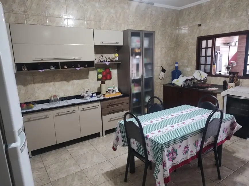 Foto 9 de Casa com 3 quartos à venda, 325m2 em Parque das Nações, Pindamonhangaba - SP