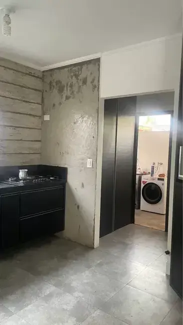 Foto 3 de Casa de Condomínio com 2 quartos à venda, 188m2 em Parque São Luís, Taubate - SP