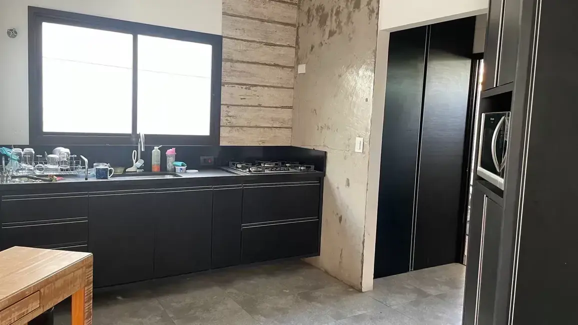 Foto 4 de Casa de Condomínio com 2 quartos à venda, 188m2 em Parque São Luís, Taubate - SP