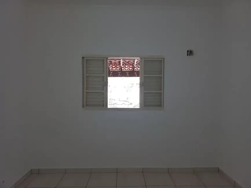 Casa com 2 quartos à venda, 108m2 em Residencial Maricá, Pindamonhangaba - SP - imagem 5 Foto 5 de Casa com 2 quartos à venda, 108m2 em Residencial Maricá, Pindamonhangaba - SP