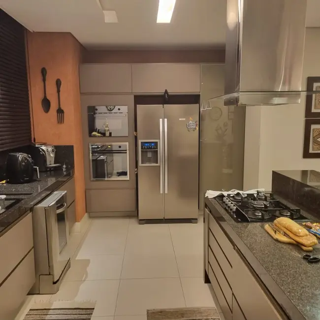 Foto 9 de Casa de Condomínio com 3 quartos à venda, 490m2 em Quiririm, Taubate - SP