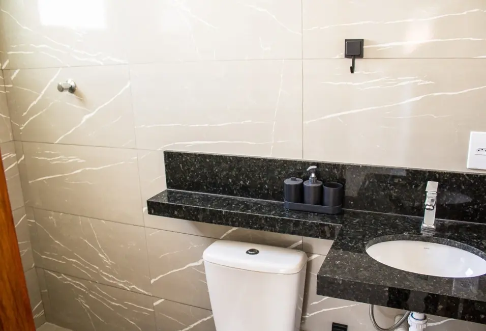 Foto 4 de Casa com 2 quartos à venda, 60m2 em Triângulo, Pindamonhangaba - SP