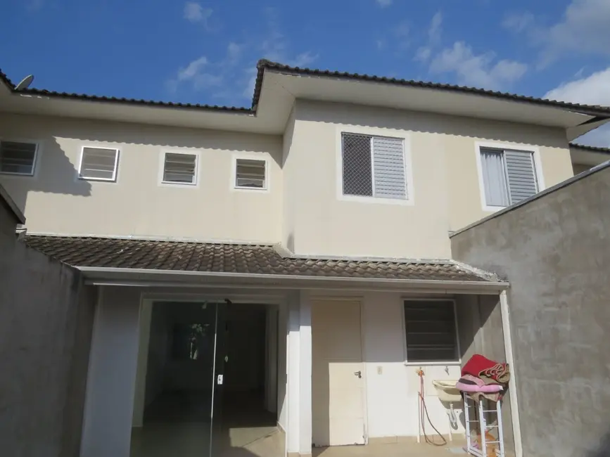 Foto 4 de Casa de Condomínio com 3 quartos à venda, 92m2 em Loteamento Fernando Camargo Nogueira, Taubate - SP