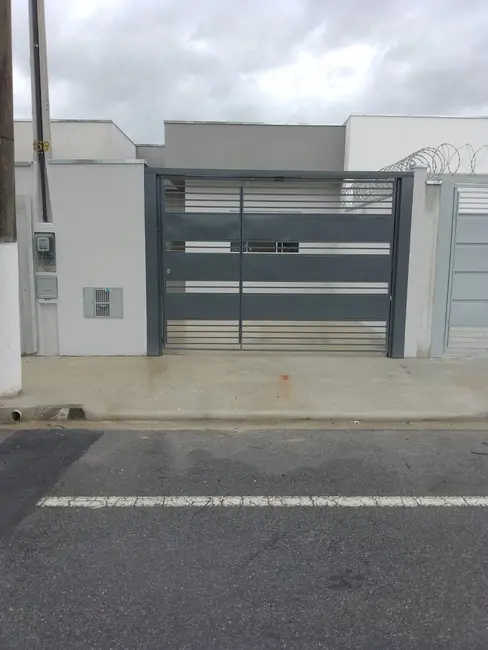 Foto 1 de Casa com 2 quartos à venda, 71m2 em Conjunto Habitacional Terra dos Ipês I (Sul), Pindamonhangaba - SP