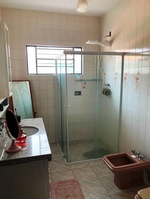 Foto 9 de Casa com 3 quartos à venda, 208m2 em Santana, Pindamonhangaba - SP