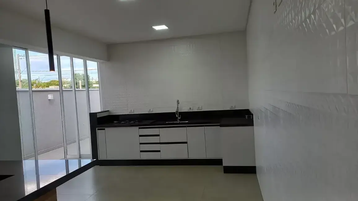 Casa de Condomínio com 3 quartos à venda, 300m2 em Residencial Ouroville, Taubate - SP - imagem 7 Foto 7 de Casa de Condomínio com 3 quartos à venda, 300m2 em Residencial Ouroville, Taubate - SP