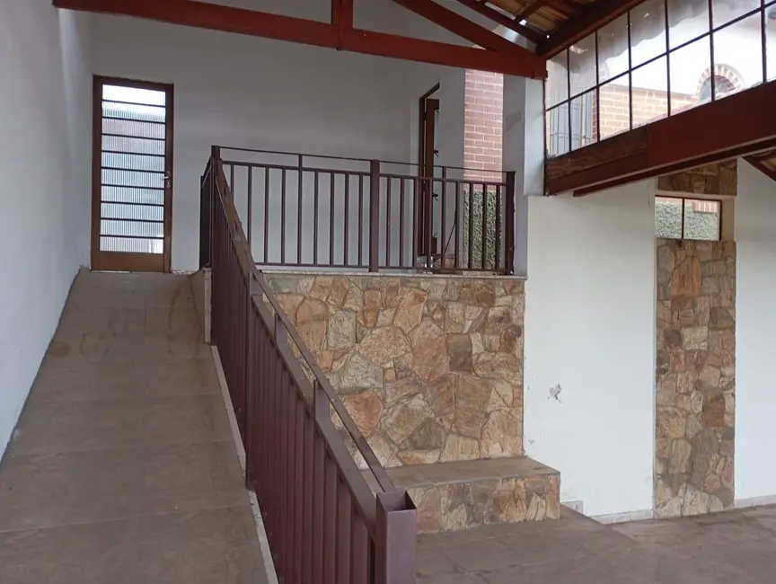 Foto 1 de Casa com 4 quartos à venda, 170m2 em Loteamento Jardim Imperial, Pindamonhangaba - SP