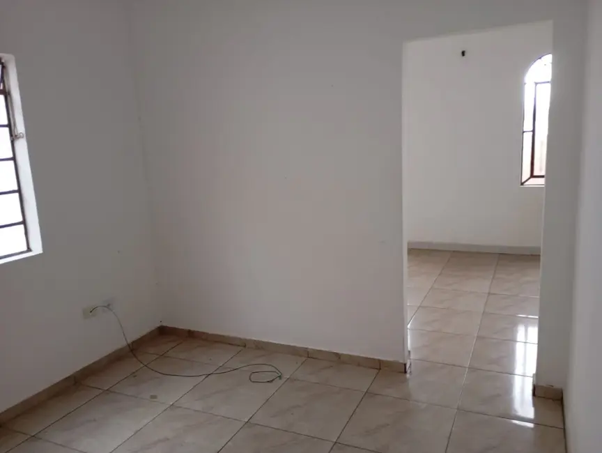 Casa com 4 quartos à venda, 170m2 em Loteamento Jardim Imperial, Pindamonhangaba - SP - imagem 7 Foto 7 de Casa com 4 quartos à venda, 170m2 em Loteamento Jardim Imperial, Pindamonhangaba - SP