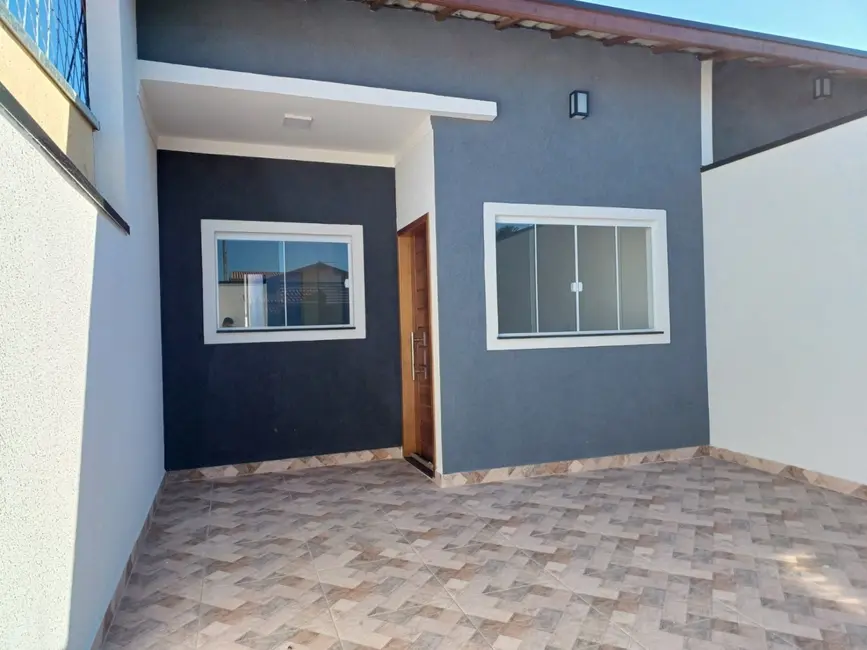 Foto 3 de Casa com 2 quartos à venda, 67m2 em Taubate - SP