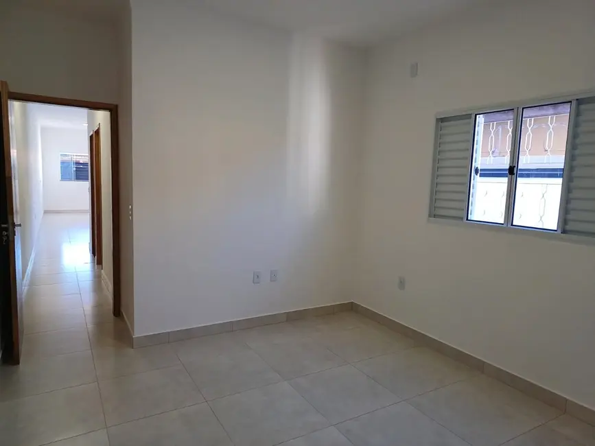 Foto 9 de Casa com 2 quartos à venda, 67m2 em Taubate - SP
