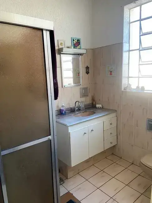 Foto 3 de Sobrado com 3 quartos à venda, 130m2 em Jardim Boa Vista, Pindamonhangaba - SP