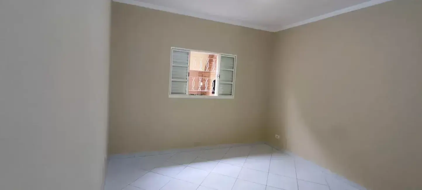 Foto 9 de Casa com 3 quartos à venda, 119m2 em Granjas Panorama, Taubate - SP