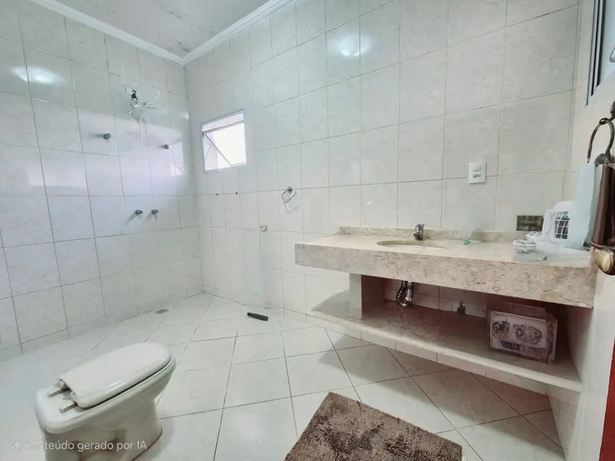 Foto 8 de Casa de Condomínio com 4 quartos à venda, 323m2 em Pindamonhangaba - SP