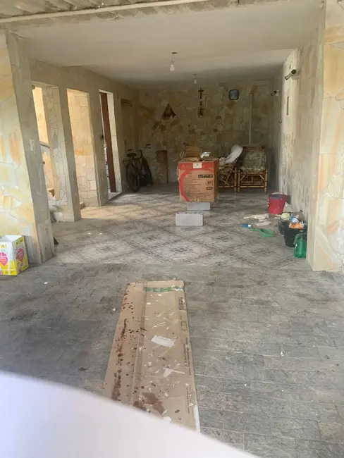 Casa com 5 quartos para alugar, 200m2 em Chácara da Galega, Pindamonhangaba - SP - imagem 8 Foto 8 de Casa com 5 quartos para alugar, 200m2 em Chácara da Galega, Pindamonhangaba - SP