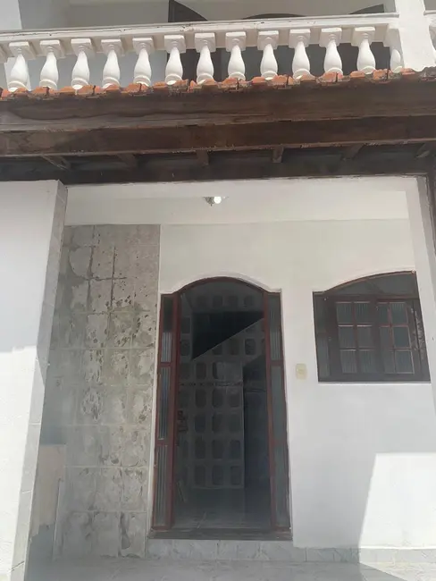 Foto 6 de Casa com 5 quartos para alugar, 200m2 em Chácara da Galega, Pindamonhangaba - SP