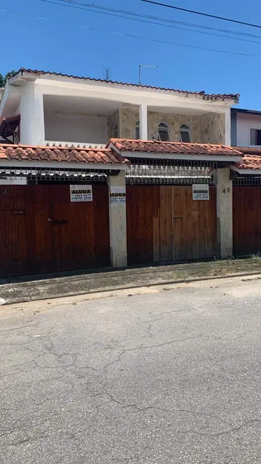Foto 3 de Casa com 5 quartos para alugar, 200m2 em Chácara da Galega, Pindamonhangaba - SP