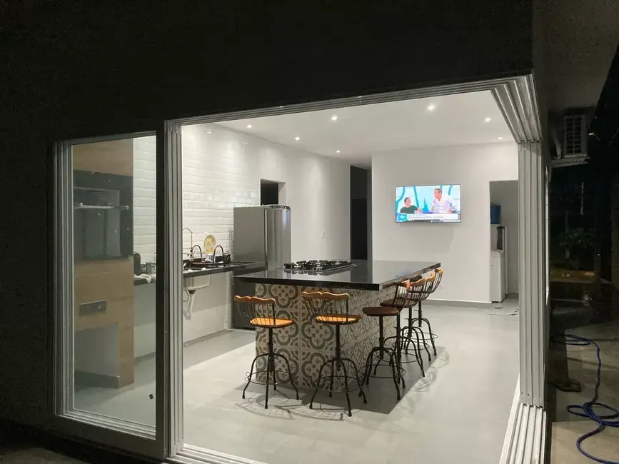 Foto 5 de Casa de Condomínio com 3 quartos à venda, 130m2 em Monte Belo, Taubate - SP