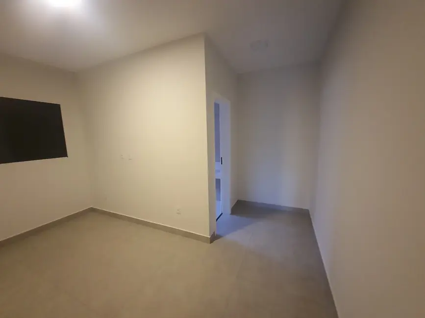 Foto 2 de Casa com 3 quartos à venda, 100m2 em Loteamento Santa Clara, Pindamonhangaba - SP