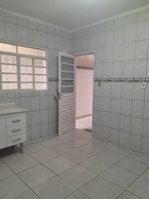 Foto 4 de Casa com 2 quartos à venda, 97m2 em Loteamento Residencial Andrade, Pindamonhangaba - SP