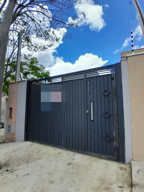 Foto 2 de Casa com 2 quartos à venda, 80m2 em Residencial Estoril, Taubate - SP