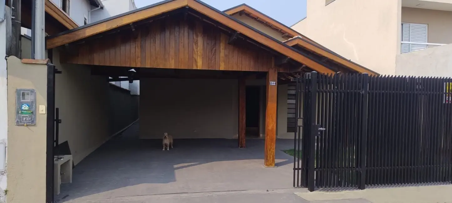 Foto 2 de Casa com 3 quartos à venda, 170m2 em Vila São Judas Tadeu, Pindamonhangaba - SP