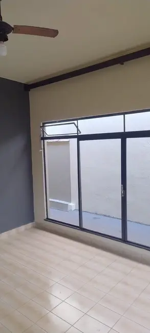 Foto 3 de Casa com 3 quartos à venda, 170m2 em Vila São Judas Tadeu, Pindamonhangaba - SP