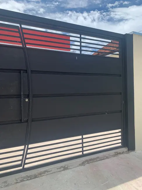 Foto 1 de Casa com 2 quartos à venda, 69m2 em Residencial Mombaça I, Pindamonhangaba - SP