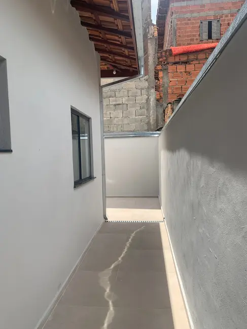 Foto 1 de Casa com 2 quartos à venda, 69m2 em Residencial Mombaça I, Pindamonhangaba - SP
