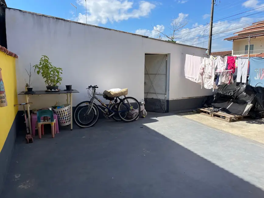 Foto 1 de Casa com 3 quartos à venda, 80m2 em Cidade Nova, Pindamonhangaba - SP