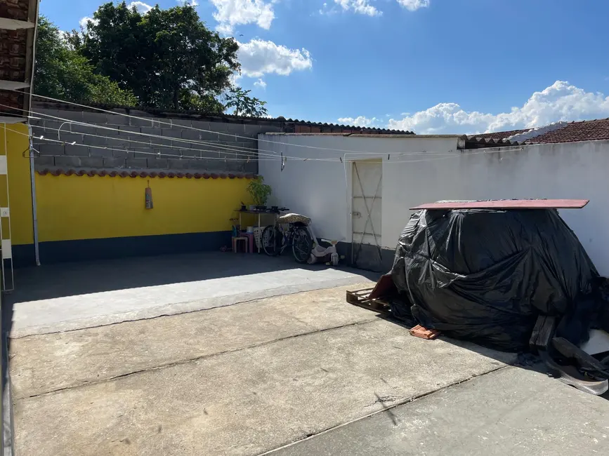 Foto 2 de Casa com 3 quartos à venda, 80m2 em Cidade Nova, Pindamonhangaba - SP