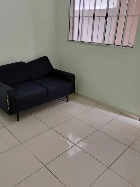 Foto 5 de Casa com 2 quartos à venda, 64m2 em Residencial Estoril, Taubate - SP