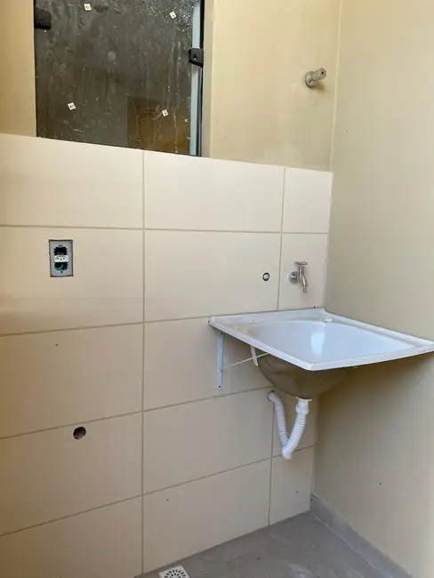 Foto 2 de Casa com 2 quartos à venda, 65m2 em Residencial e Comercial Portal dos Eucaliptos, Pindamonhangaba - SP