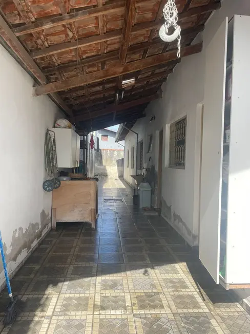Foto 1 de Casa com 3 quartos à venda, 190m2 em Residencial e Comercial Vila Verde, Pindamonhangaba - SP