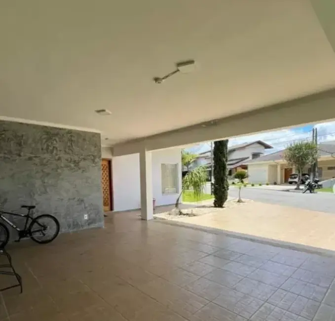 Foto 3 de Casa de Condomínio com 3 quartos à venda, 324m2 em Pindamonhangaba - SP
