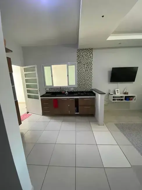 Foto 1 de Casa com 2 quartos à venda, 112m2 em Residencial Mantiqueira, Pindamonhangaba - SP