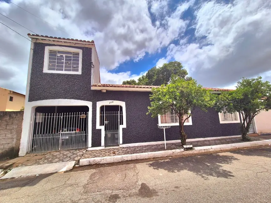 Foto 1 de Casa com 3 quartos à venda, 153m2 em Roseira - SP