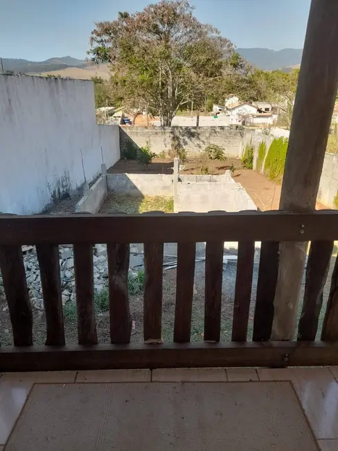 Foto 8 de Casa com 2 quartos à venda, 114m2 em Parque Shangri-lá, Pindamonhangaba - SP